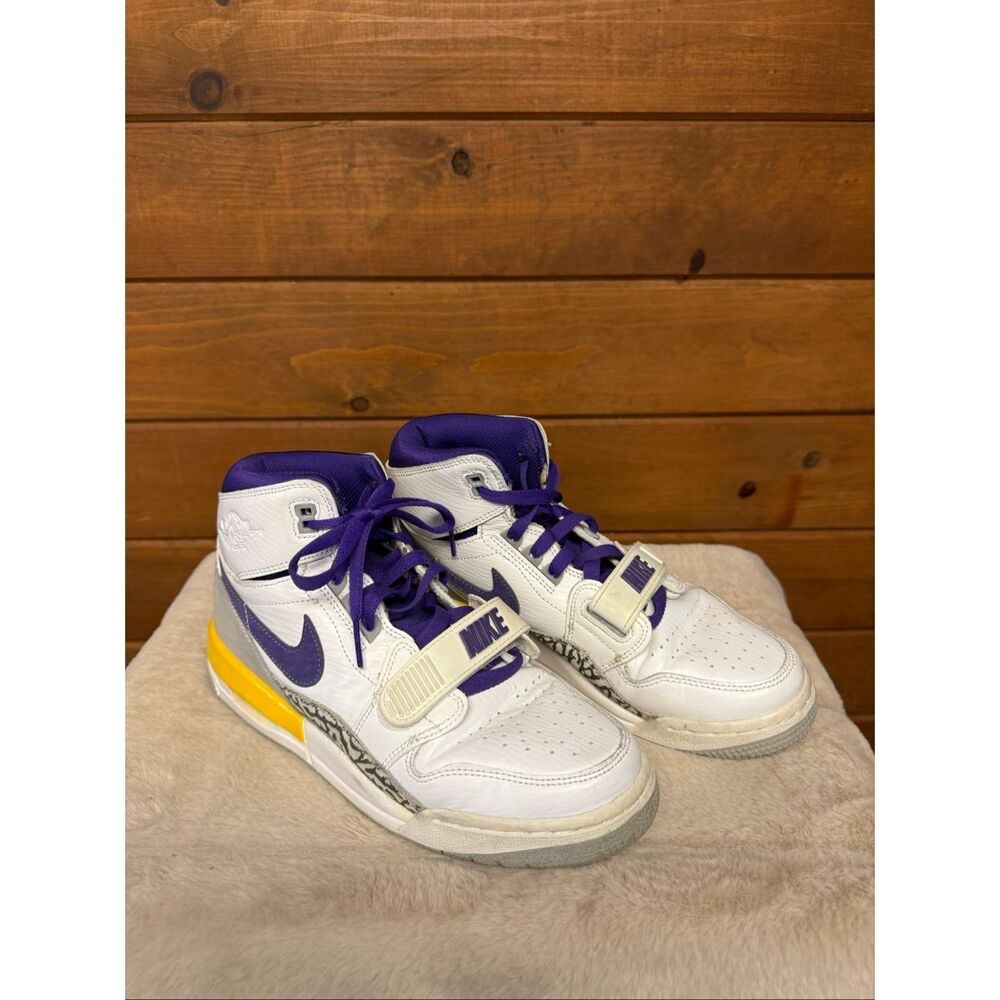 Nike Air Jordan Legacy 312 "Lakers" sneakers, Sz 7 Youth AT4040-157